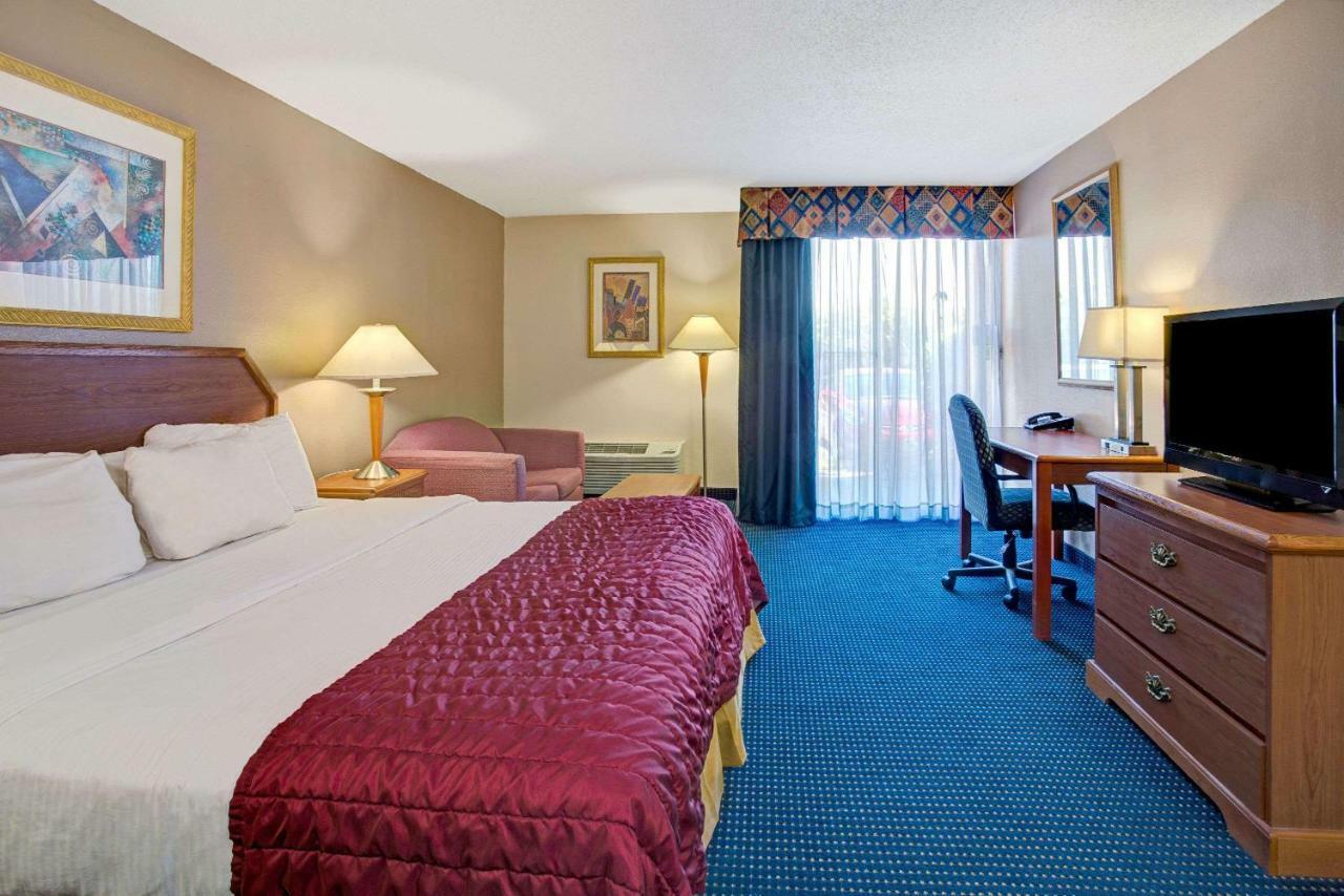 Garnet Inn & Suites 올랜도 외부 사진